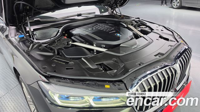BMW 7 Series (G11) 740Li xDrive M Sport Package 2020 — фото 6
