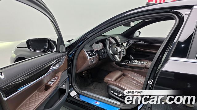 BMW 7 Series (G11) 740Li xDrive M Sport Package 2020 — фото 10