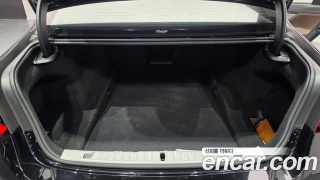 BMW 7 Series (G11) 740Li xDrive M Sport Package 2020 — фото 17