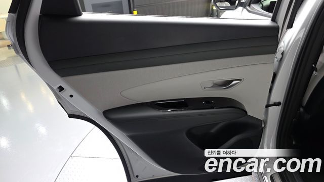 Hyundai Tucson Hybrid (NX4) HEV 1.6 2WD Inspiration 2024 — фото 25