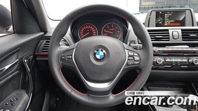 BMW 1 Series (F20) 118d Sport 5Door 2016 — фото 14
