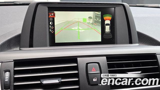 BMW 1 Series (F20) 118d Sport 5Door 2016 — фото 15