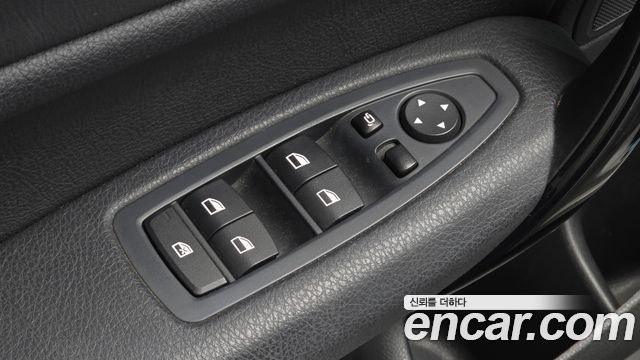 BMW 1 Series (F20) 118d Sport 5Door 2016 — фото 30