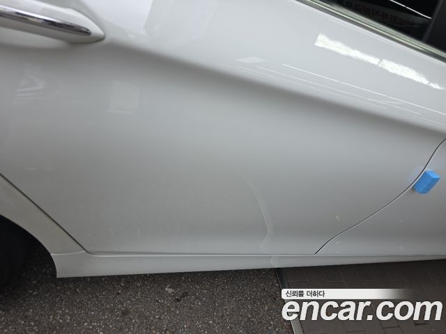 BMW 5 Series (F10) 528i xDrive 2015 — фото 6