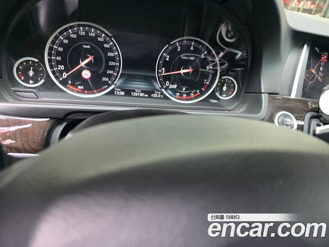 BMW 5 Series (F10) 528i xDrive 2015 — фото 8