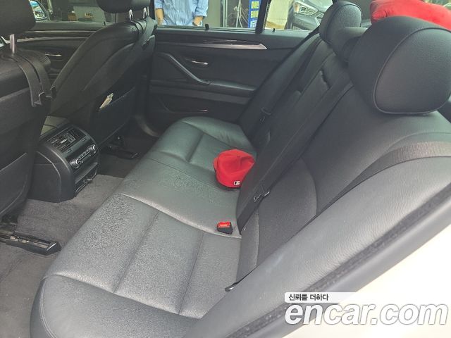 BMW 5 Series (F10) 528i xDrive 2015 — фото 9