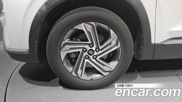 Hyundai Santa Fe Diesel 2.2 2WD Premium Choice 2021 — фото 5