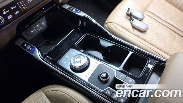 Kia Sorento (IV) HEV 1.6 2WD Noblesse 2024 — фото 9