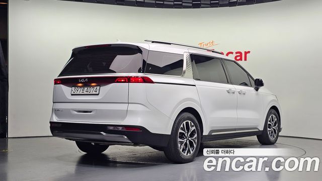 Kia Carnival (IV) Gasoline 9-Seater Noblesse 2023 — фото 2