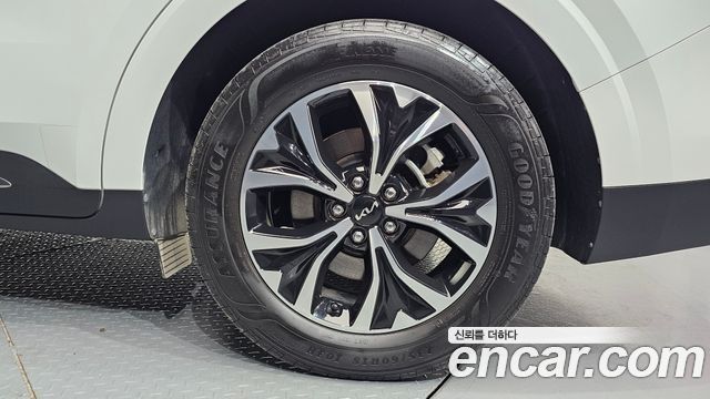 Kia Carnival (IV) Gasoline 9-Seater Noblesse 2023 — фото 21