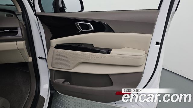 Kia Carnival (IV) Gasoline 9-Seater Noblesse 2023 — фото 25