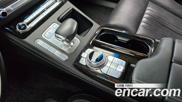 Genesis G90 3.8 AWD Premium Luxury 2019 — фото 9