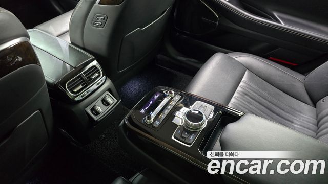 Genesis G90 3.8 AWD Premium Luxury 2019 — фото 18