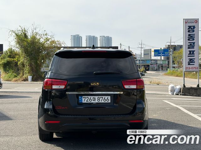 Kia Carnival 11-seater Noblesse 2015 — фото 4
