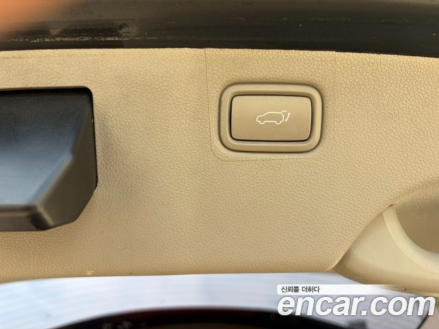 Kia Carnival 11-seater Noblesse 2015 — фото 22
