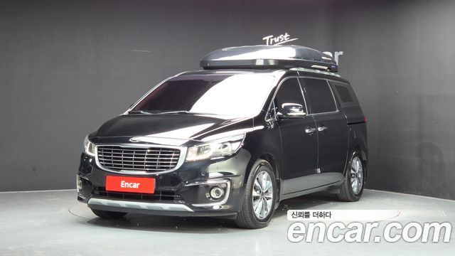 Kia Carnival 9-seater Prestige