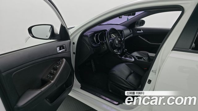 Kia K5 LPI Luxury 2015 — фото 10