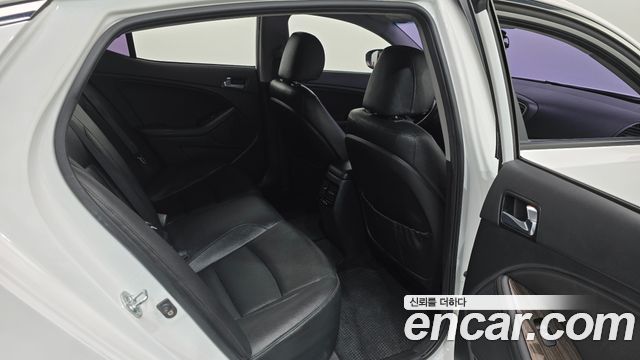 Kia K5 LPI Luxury 2015 — фото 15