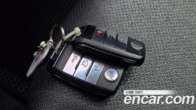 Kia K5 LPI Luxury 2015 — фото 20
