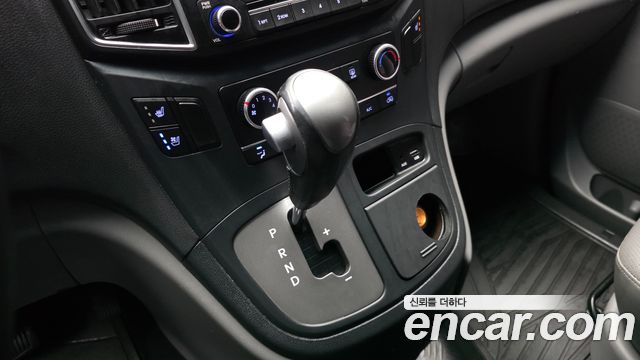 Hyundai Grand Starex Van 5-Seater Smart 2018 — фото 9