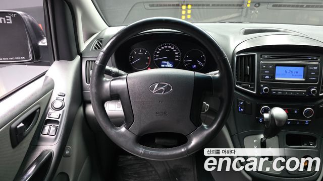 Hyundai Grand Starex Van 5-Seater Smart 2018 — фото 13