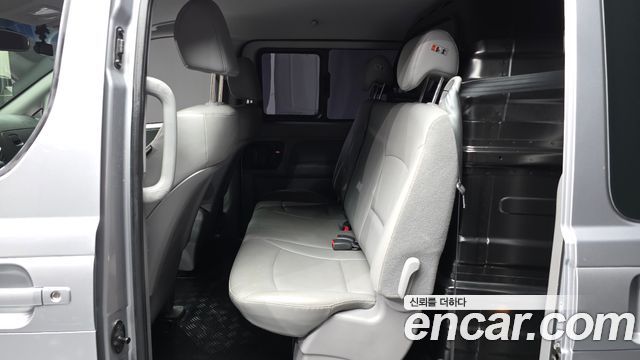 Hyundai Grand Starex Van 5-Seater Smart 2018 — фото 26
