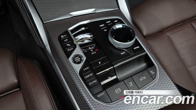 BMW 4 Series (G22) 420i M Sport Pro Convertible 2026 — фото 9