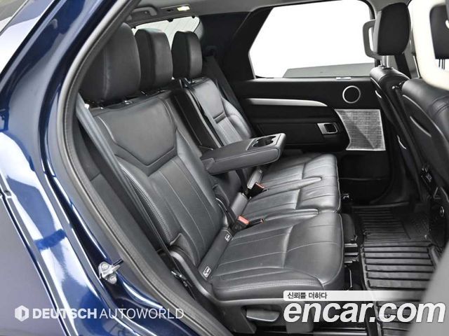 Land Rover Discovery 5 3.0 SD6 Landmark Edition 2020 — фото 15