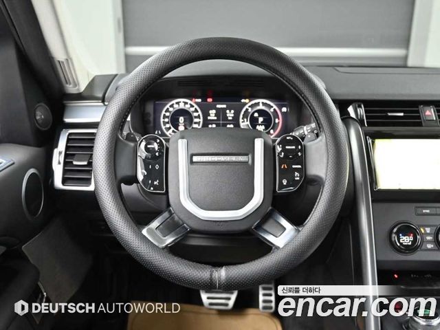 Land Rover Discovery 5 3.0 SD6 Landmark Edition 2020 — фото 16