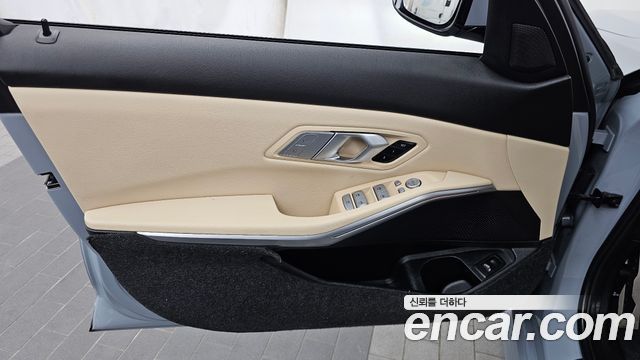 BMW 3 Series (G20) 320i M Sport 2023 — фото 24