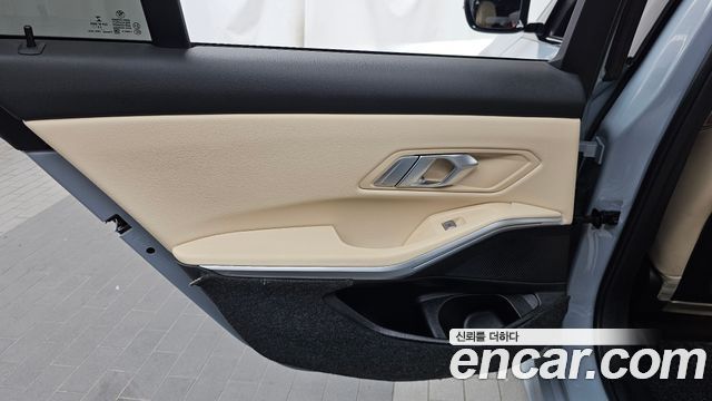 BMW 3 Series (G20) 320i M Sport 2023 — фото 25