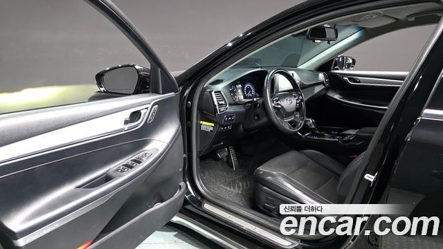 Hyundai Grandeur (IG) 3.0 Exclusive Special 2018 — фото 10