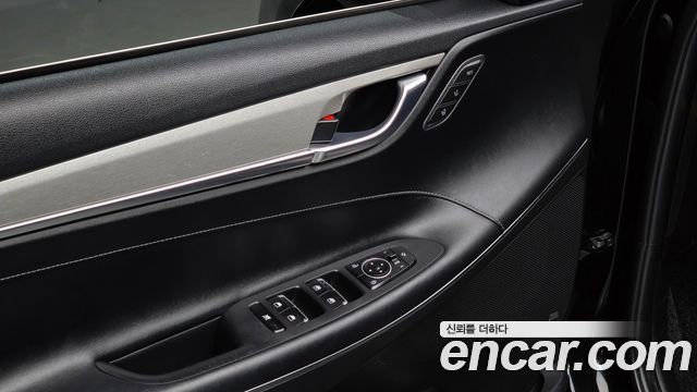 Hyundai Grandeur (IG) 3.0 Exclusive Special 2018 — фото 16