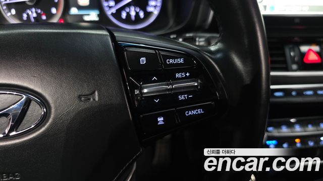 Hyundai Grandeur (IG) 3.0 Exclusive Special 2018 — фото 18