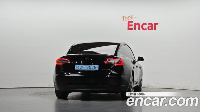 Tesla Model 3 Long Range AWD 2022 — фото 4