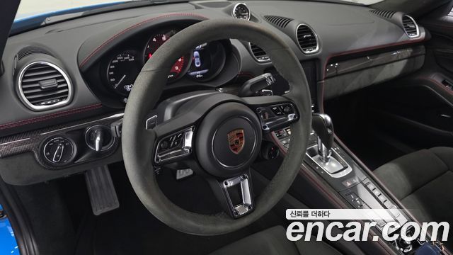 Porsche 718 Cayman 4.0 GTS 2024 — фото 12