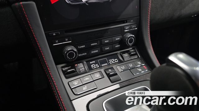 Porsche 718 Cayman 4.0 GTS 2024 — фото 15