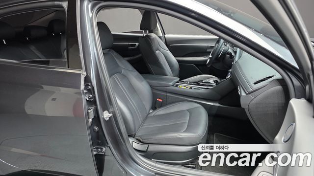 Hyundai Sonata (DN8) 2.0 Modern 2023 — фото 26