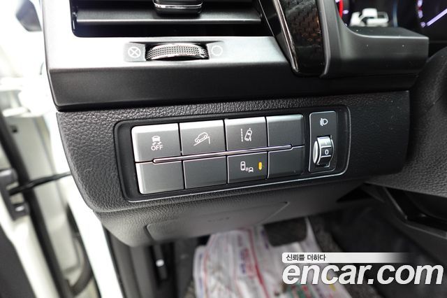KG Mobility (SsangYong) Rexton Sports Diesel 2.2 4WD Prestige Special 2021 — фото 10