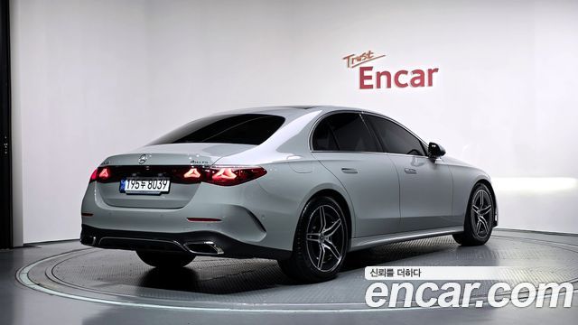 Mercedes-Benz E-Class (W214) E300 4MATIC AMG Line 2024 — фото 2