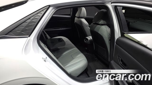 Hyundai Avante Hybrid (CN7) Inspiration 2024 — фото 12