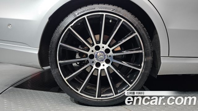 Mercedes-Benz E-Class (W212) E220 Bluetec Avantgarde Sport 2016 — фото 5