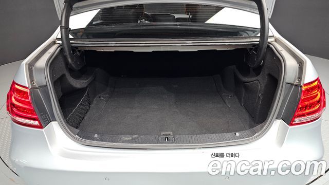 Mercedes-Benz E-Class (W212) E220 Bluetec Avantgarde Sport 2016 — фото 20