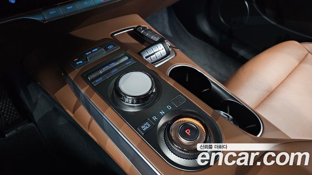 Genesis GV70 2.5T Gasoline 2WD 2022 — фото 9