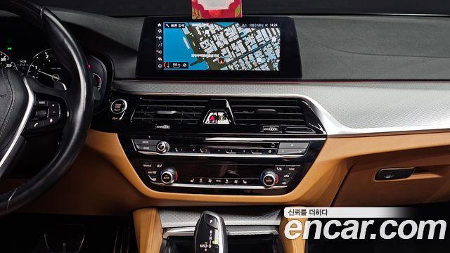 BMW 5 Series (G30) 520d M Sport Special Edition 2018 — фото 14