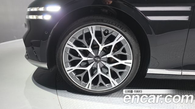 Genesis G90 (RS4) Gasoline 3.5 Turbo e-S/C AWD 2023 — фото 5