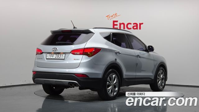 Hyundai Santa Fe (DM) Diesel(e-VGT) 2.0 2WD Premium 2013 — фото 2