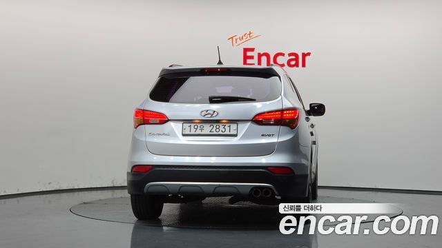 Hyundai Santa Fe (DM) Diesel(e-VGT) 2.0 2WD Premium 2013 — фото 4