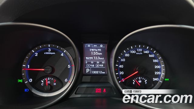 Hyundai Santa Fe (DM) Diesel(e-VGT) 2.0 2WD Premium 2013 — фото 8