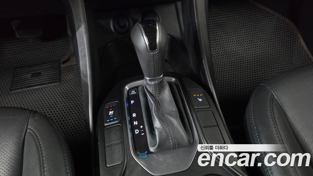 Hyundai Santa Fe (DM) Diesel(e-VGT) 2.0 2WD Premium 2013 — фото 9